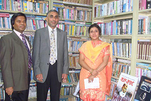 Founder of GMG Airlines Mr. Shahab Sattar with Dr. M Helal in the Campus Library (2009)