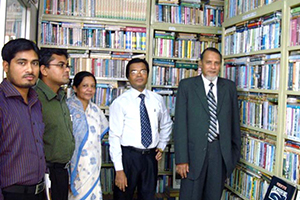 Chairman of Islami Bank Prof. Abu Nasser Muhammad Abduz Zaher with Dr. M Helal in the Campus Library (2010)