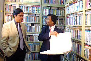 Vice-chairman of EPB, Mr. Jalal Ahmed with Dr. M Helal in the Campus Library (2010)