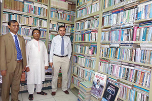 Managing Director of Dhaka Stock Exchange, Dr. Swapan Kumar Bala and Secretary Shish Haider Chowdhury with Dr. M Helal in the Campus Library (2014)