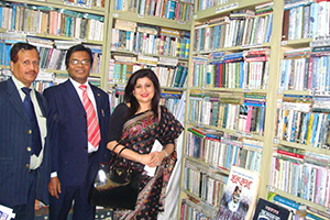 Managing Director and CEO of Green Delta Insurance Company, Farzanah                Chowdhury with Dr. M Helal in the Campus Library (2014)