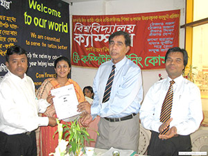 IG of Police & Secretary of Govt., ASM Shahjahan is giving Certificates to the Trainees of Free Computer Training (Batch 48) as Chief Guest; Dr. M Helal is  presiding over. (2007)